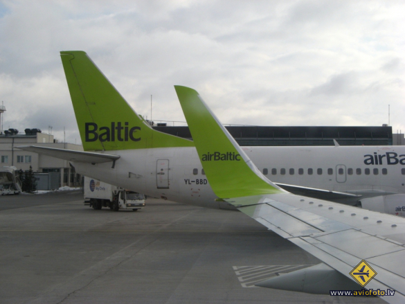 Boeing 737-53S